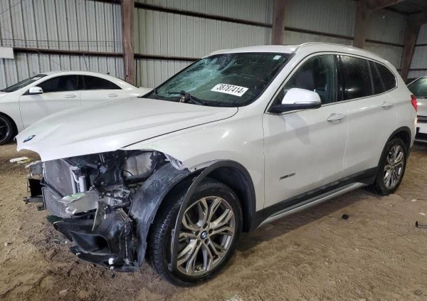 BMW X1 cena 51500 przebieg: 80065, rok produkcji 1986 z Warszawa małe 56